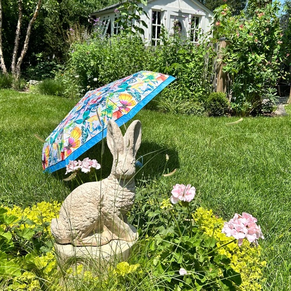 ***SOLD***
Brighton Umbrella- Rare, Excellent Condition 🦋 - Picture 3 of 8